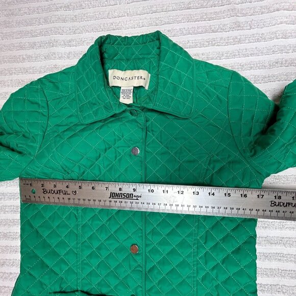 Doncaster Womens Green Quilted Jacket Size 2 Lightweight Pockets Snap Closure - Picture 8 of 10